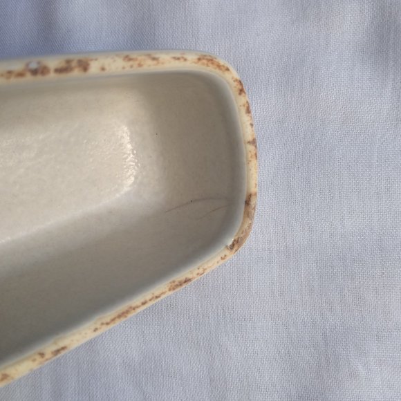 Vintage Pfaltzgraff Stoneware Yorktowne Covered Butter Dish - Picture 4 of 7